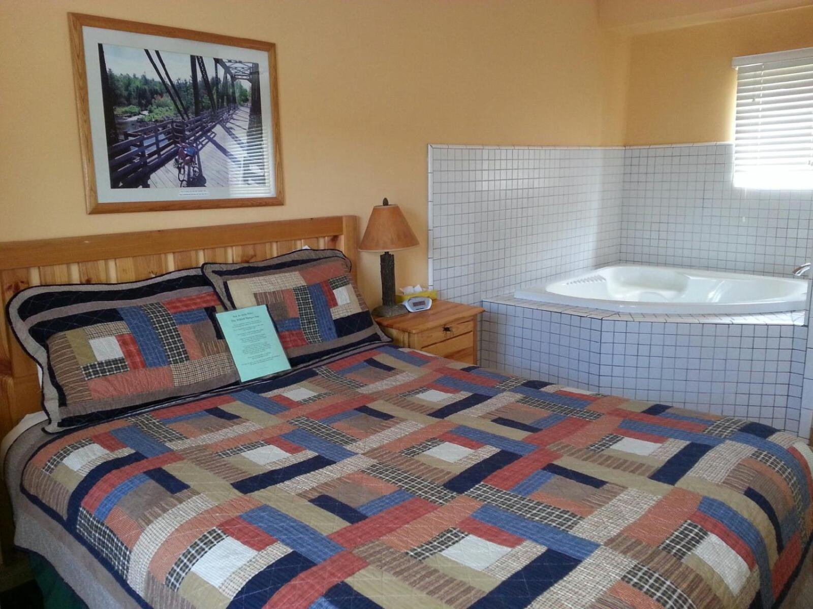 Willard Munger Inn Duluth Room photo