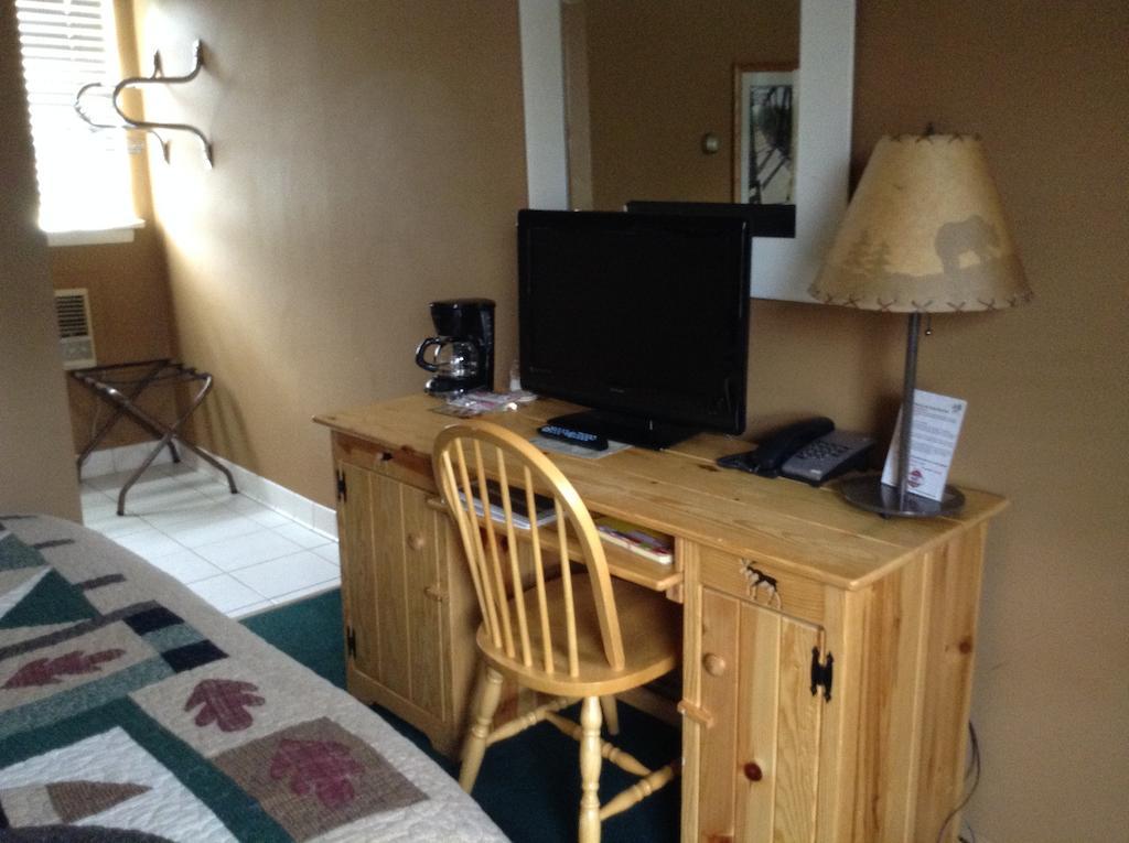 Willard Munger Inn Duluth Room photo