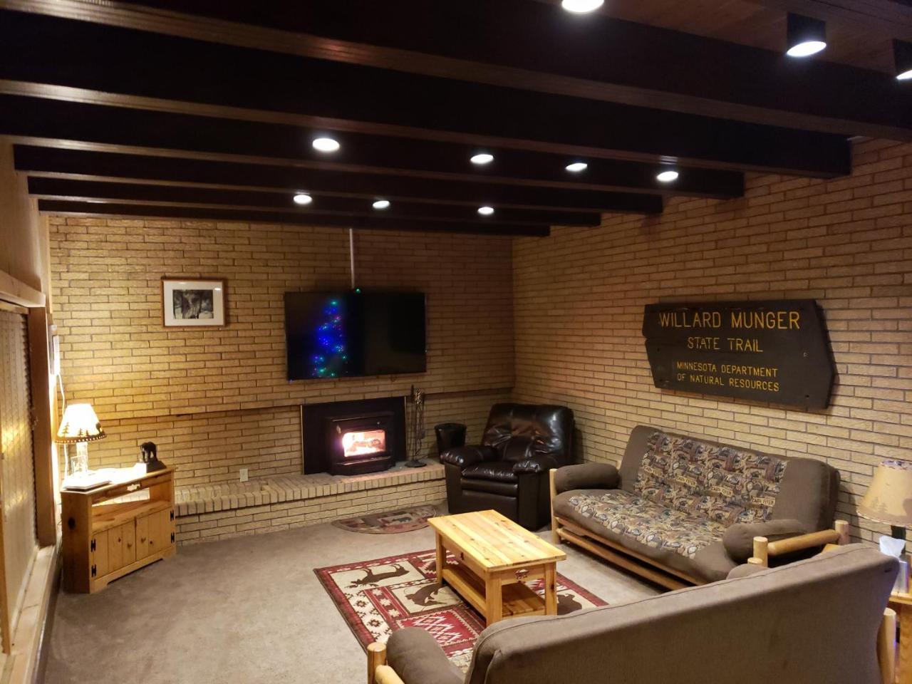 Willard Munger Inn Duluth Exterior photo